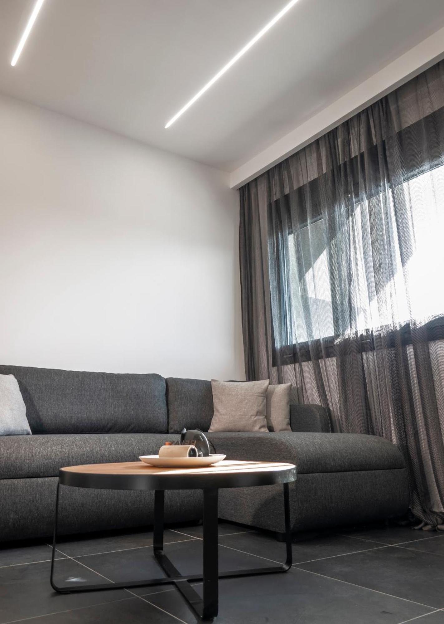 Berries Luxury Apartments เนอามูดาเนีย ภายนอก รูปภาพ
